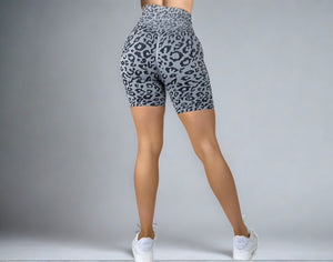 Seamless Leopard Shorts Black